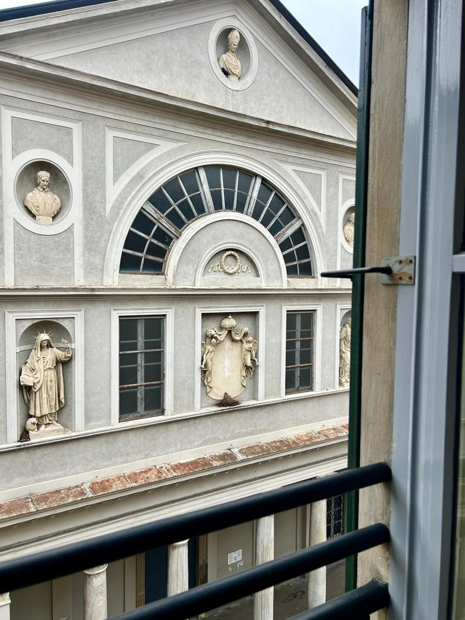 Porta Torre Como Apartment - By Relais Di Giada Eksteriør billede